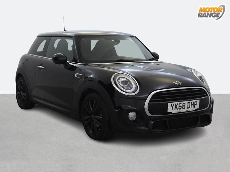 Black Used 2019 Mini Cooper Comfort Hatchback | £12,195 (Fair price) - Image 1/4