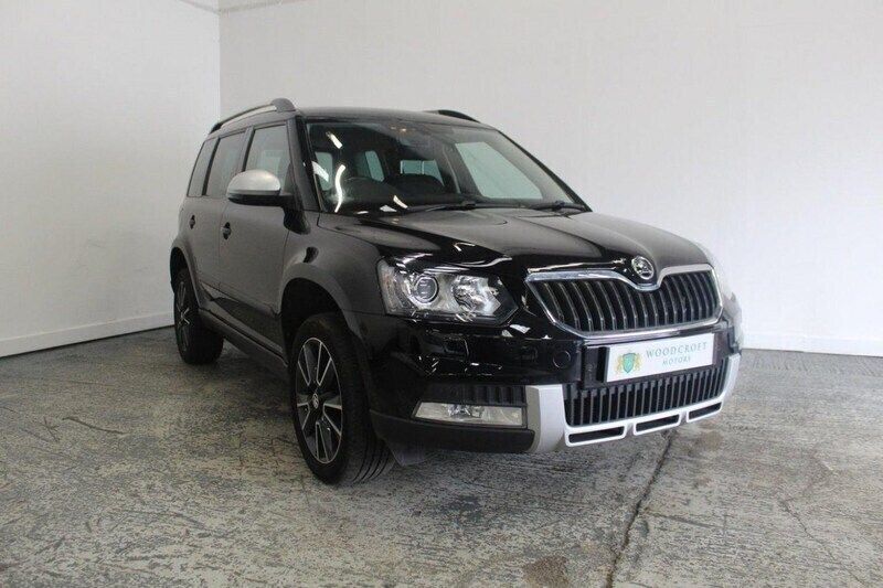 Black Used 2017 Skoda Yeti Drive SUV | £9,495 (Fair price) - Image 1/3