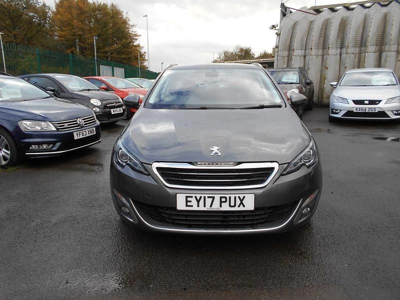 Used Peugeot 308 Allure 2017 Grey Estate
