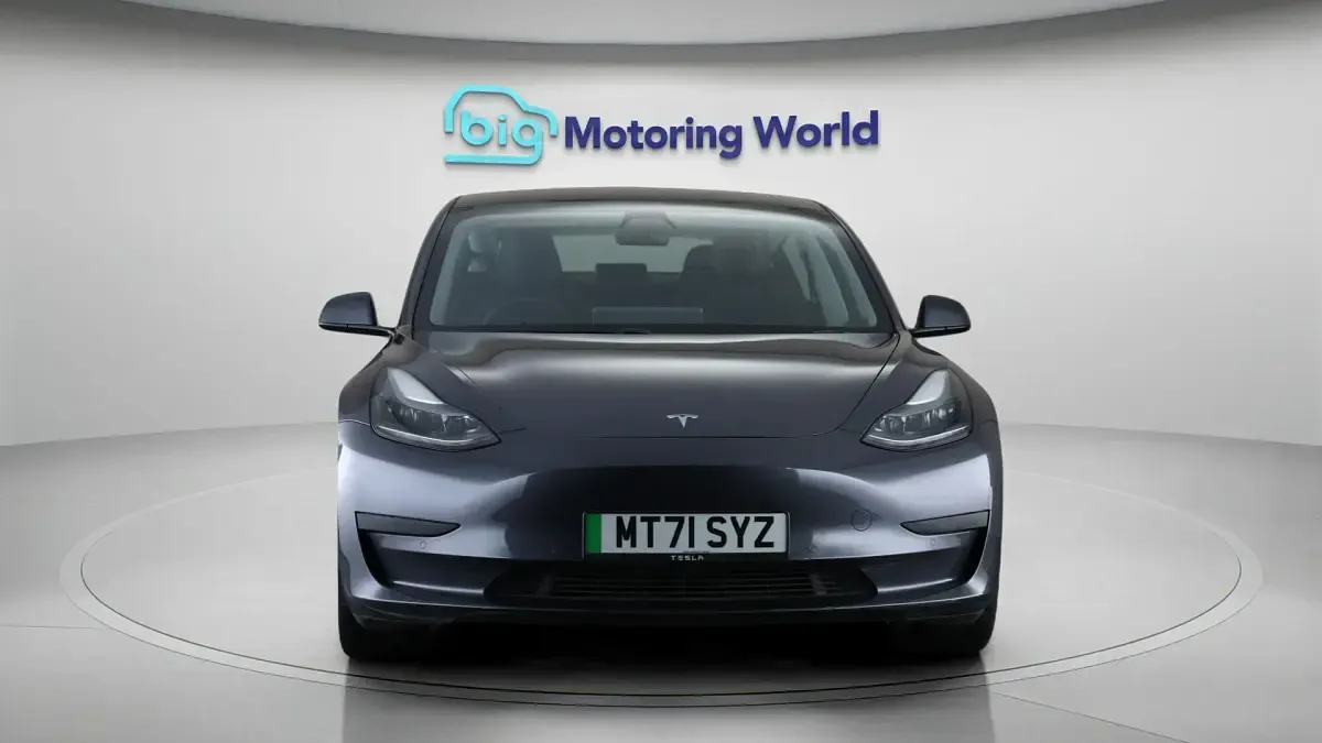Used Tesla Model 3 Standard Range Plus 222 kW (302 HP) 2021 Grey Sedan