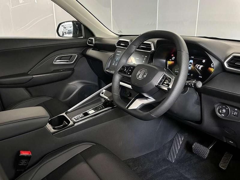 Used MG ZS Trophy 193 HP (141 kW) 2025 Black Sedan