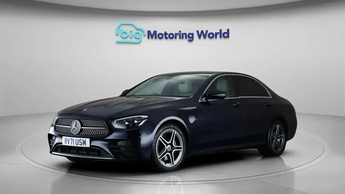 Used Mercedes E300 AMG line 315 HP (231 kW) 2021 Sedan