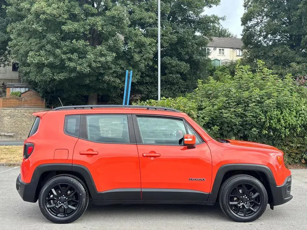 Used Jeep Renegade Longitude 140 HP (102 kW) 2015 Orange SUV