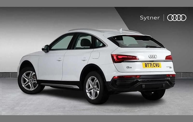 Used Audi Q5 Sportback Sport 295 HP (216 kW) 2021 White SUV