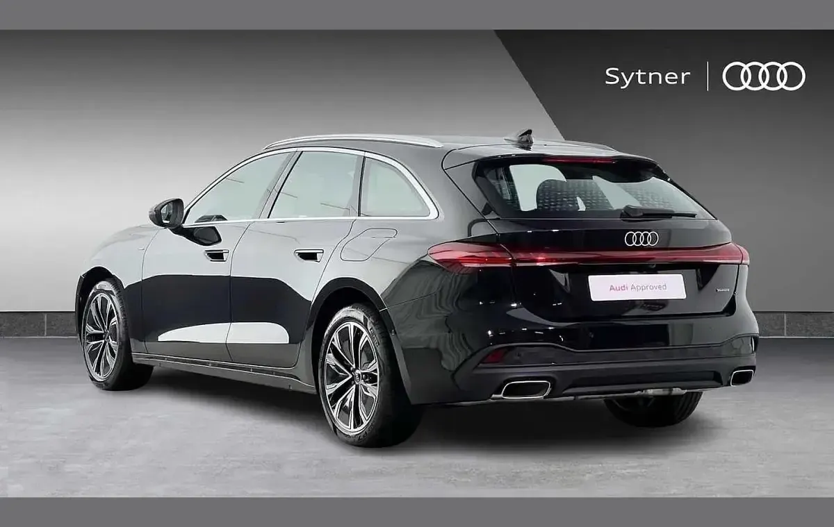 New Audi A5 Comfort 295 HP (216 kW) 2026 Black Estate