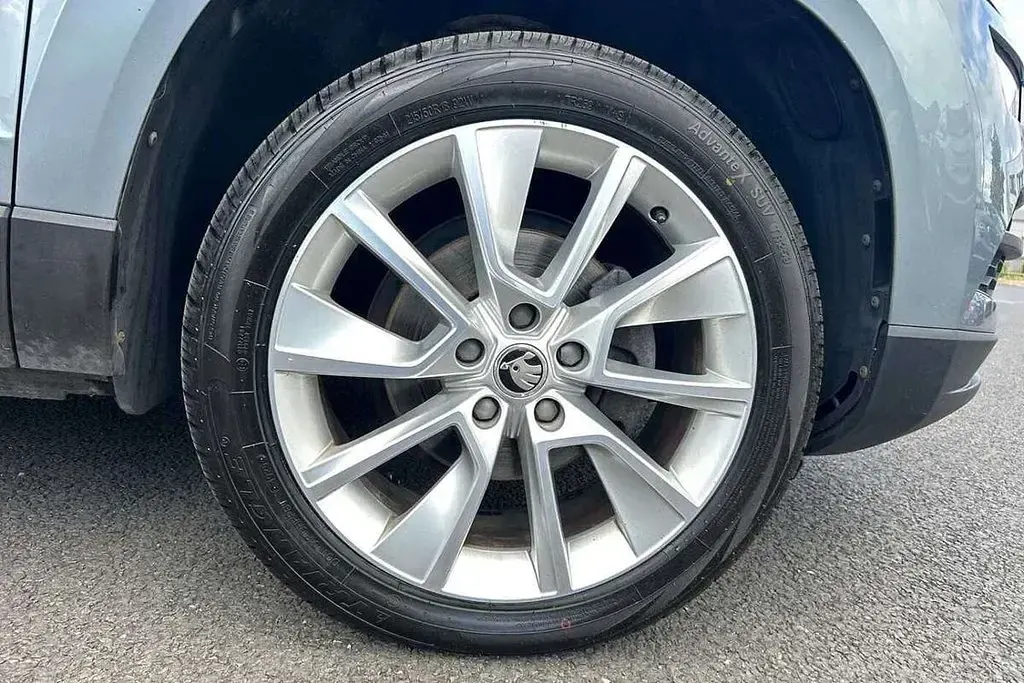 Gebraucht Skoda Karoq SE L 150 PS (110 kW) 2018 Grau SUV