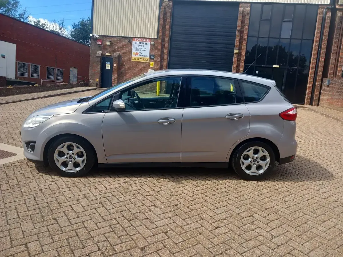 Used Ford C-MAX Zetec 125 HP (91 kW) 2013 Silver MPV