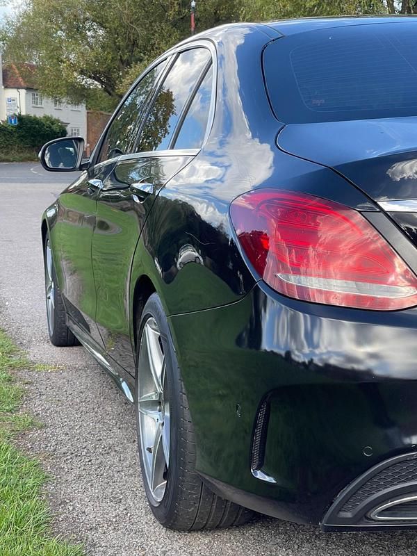 Used Mercedes C220 AMG Line Premium Plus 170 HP (125 kW) 2018 Black Sedan