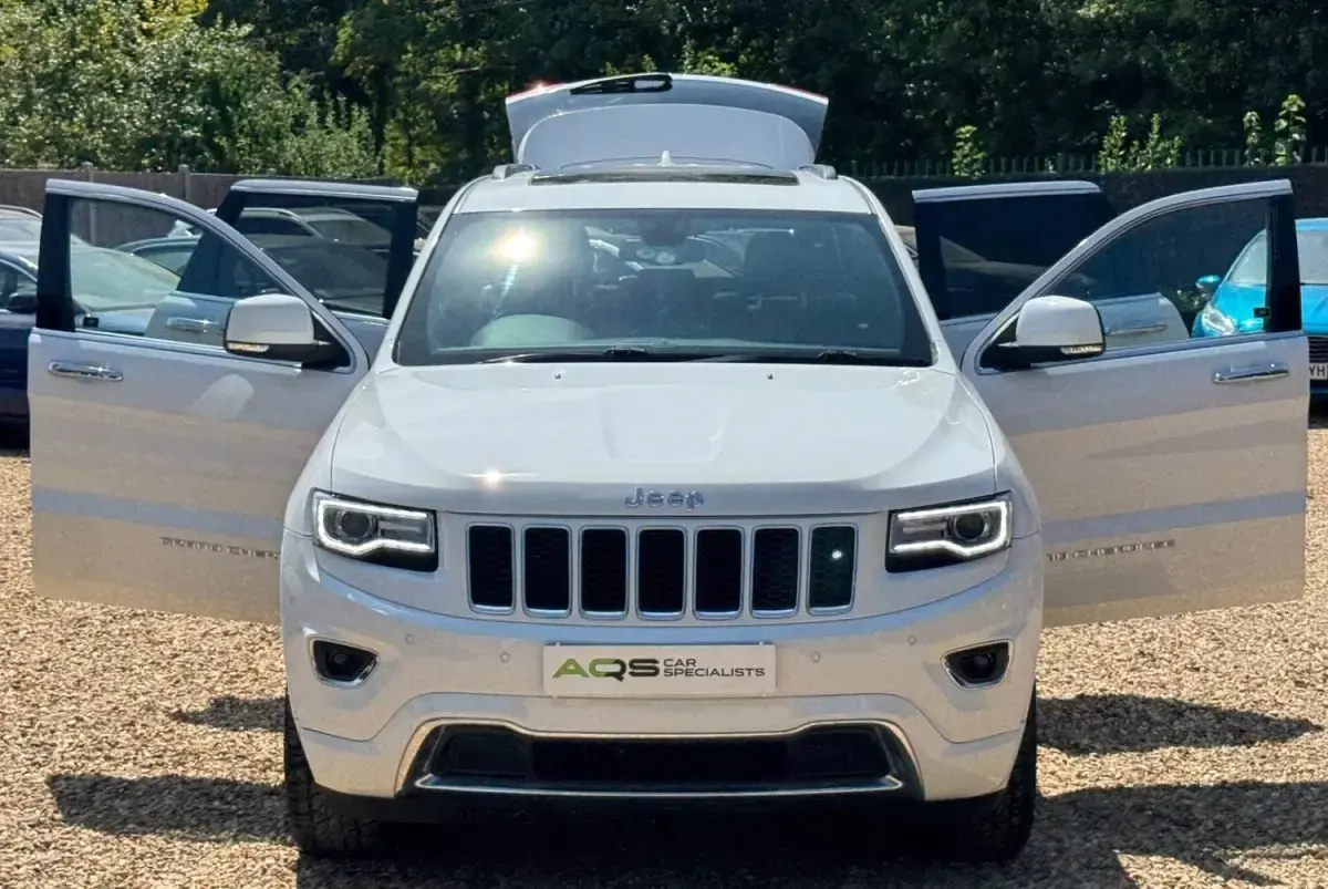 Used Jeep Grand Cherokee Overland 2014 White SUV