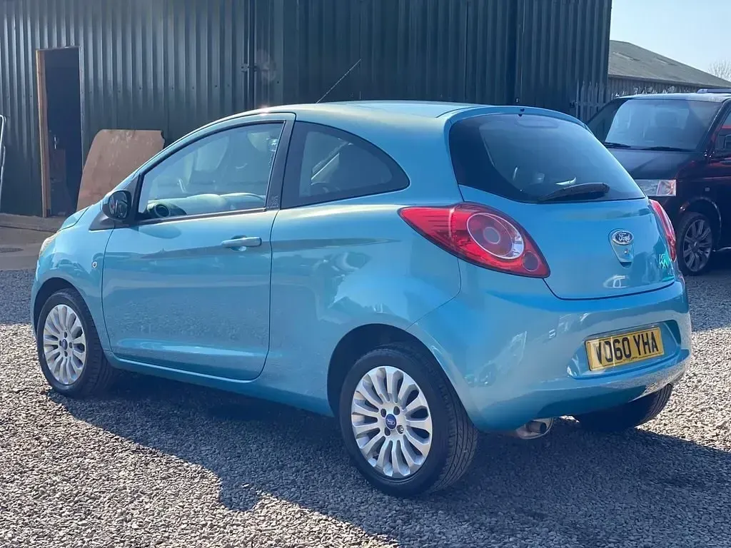 Używany Ford Ka 69 KM (50 kW) 2010 Niebieski Hatchback