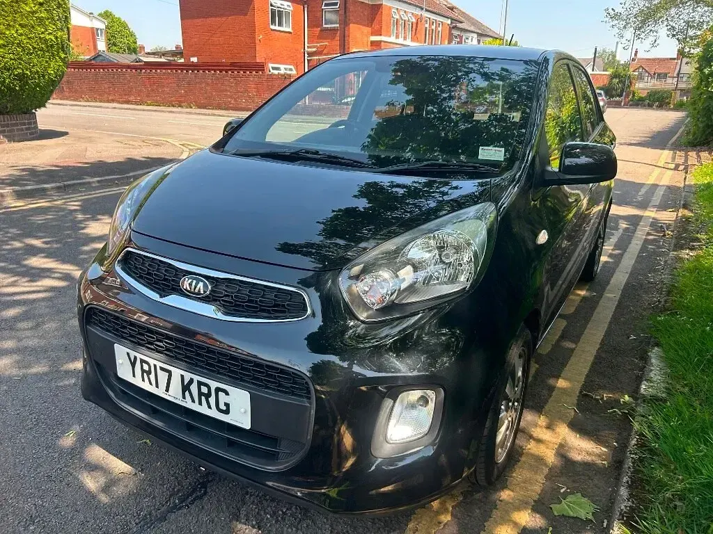 Used Kia Picanto 65 HP (47 kW) 2017 Black Hatchback