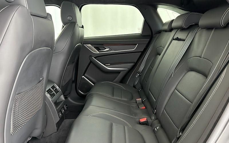 Used Jaguar F-Pace R-Dynamic 204 HP (150 kW) 2024 Red SUV