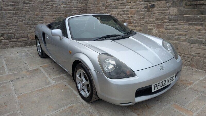 Silver Used 2002 Toyota MR2 Cabriolet | £2,995 (Fair price) - Image 1/4