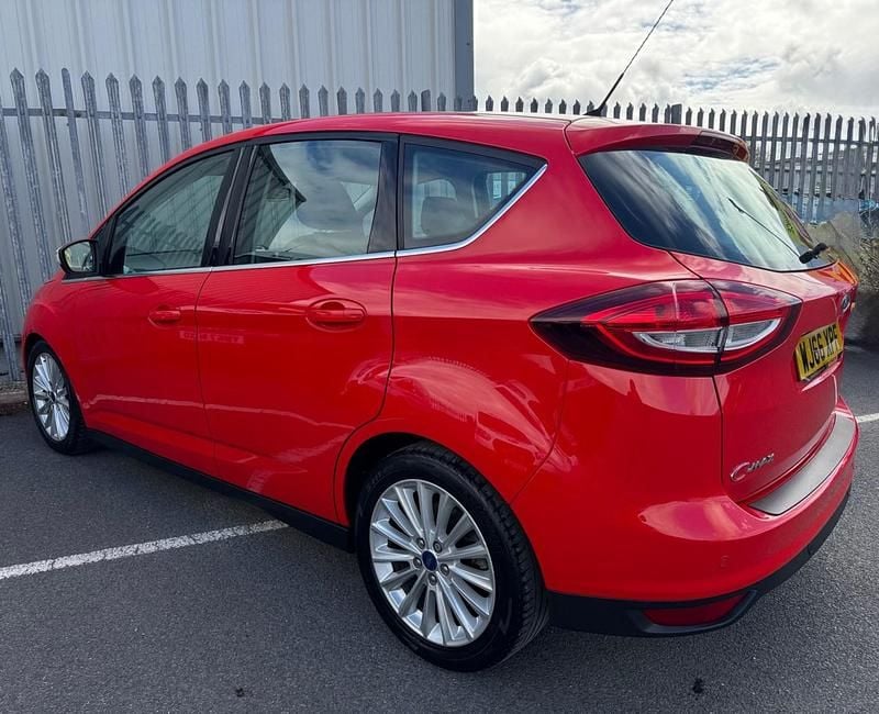Used Ford C-MAX Titanium 125 HP (91 kW) 2016 Red MPV
