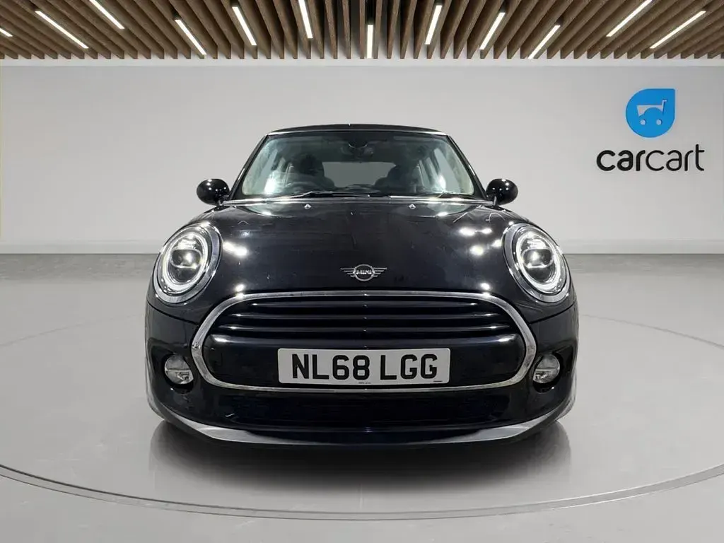 Used Mini Cooper Hatch 136 HP (100 kW) 2018 Black Hatchback