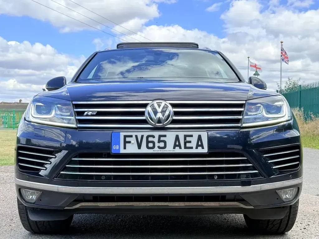 Used VW Touareg R-line 262 HP (192 kW) 2015 Blue SUV