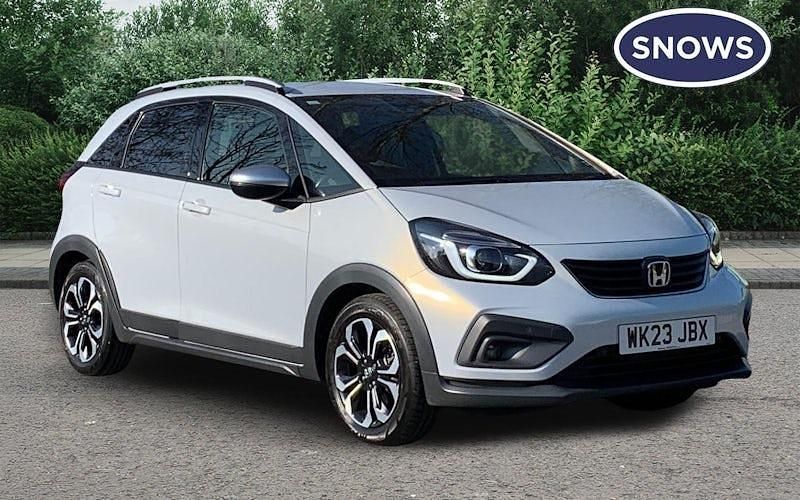 Used Honda Jazz Hybrid 109 HP (80 kW) 2023 White Hatchback