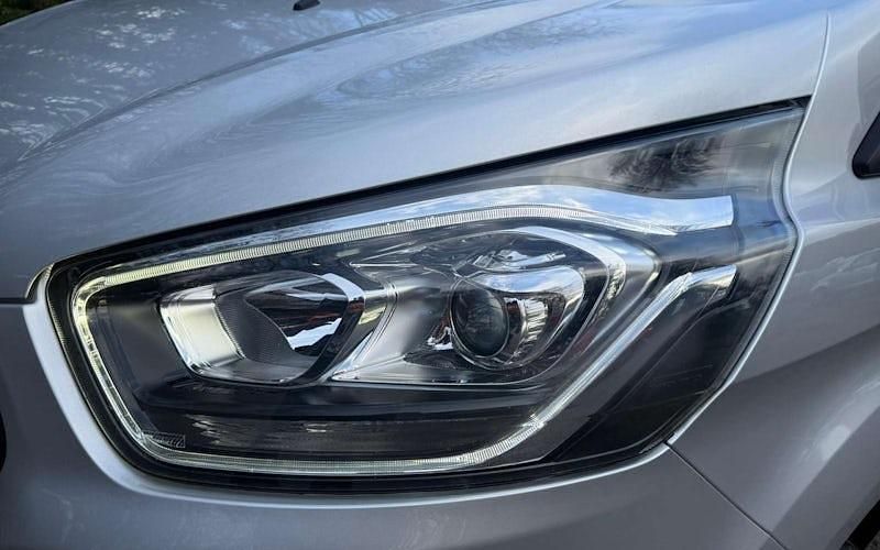 Used Ford Transit Custom Trend 105 HP (77 kW) 2023 Van