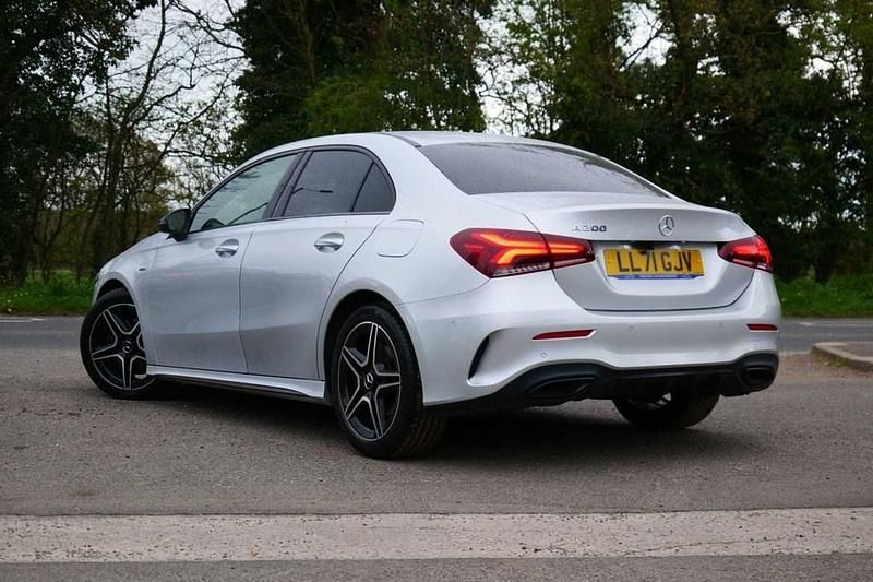 Used Mercedes A200 Executive 163 HP (119 kW) 2021 Silver Sedan