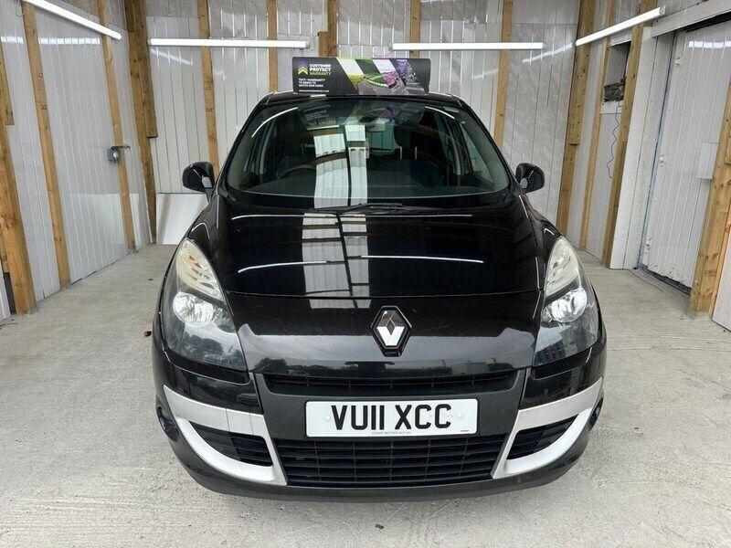 Black Used 2011 Renault Scénic III Dynamique MPV | £2,195 (Super price) - Image 1/4