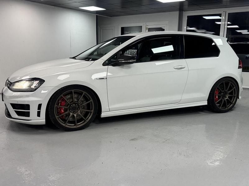 Used VW Golf VII R 400 HP (294 kW) 2016 White Hatchback
