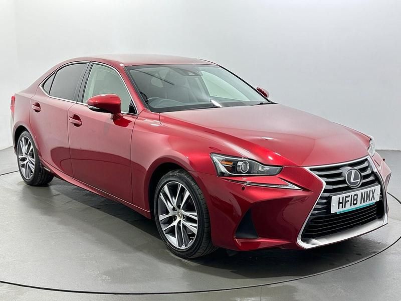 Used Lexus IS300h Executive Line 2018 Red Sedan