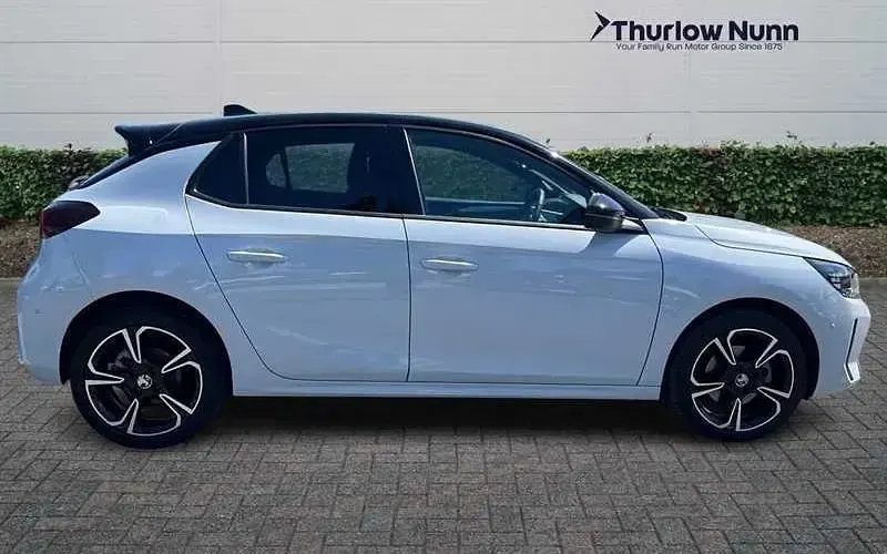 Used Vauxhall Corsa Ultimate 101 HP (74 kW) 2025 White Hatchback
