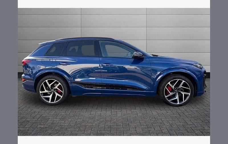 Used Audi Q6 e-tron Advanced 284 kW (387 HP) 2024 Blue SUV