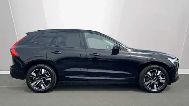 Used Volvo XC60 Core 247 HP (181 kW) 2026 SUV