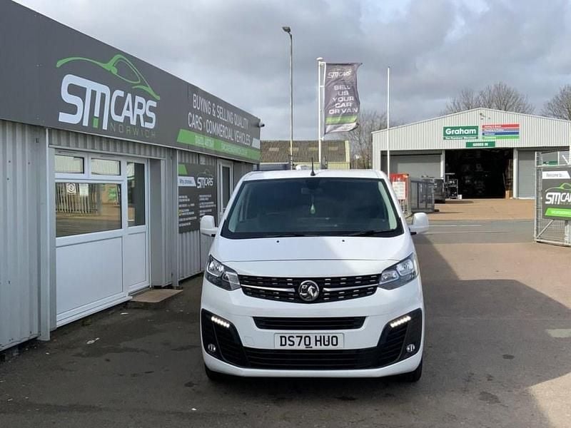 Used Vauxhall Vivaro Sportive 100 HP (73 kW) 2020 White MPV