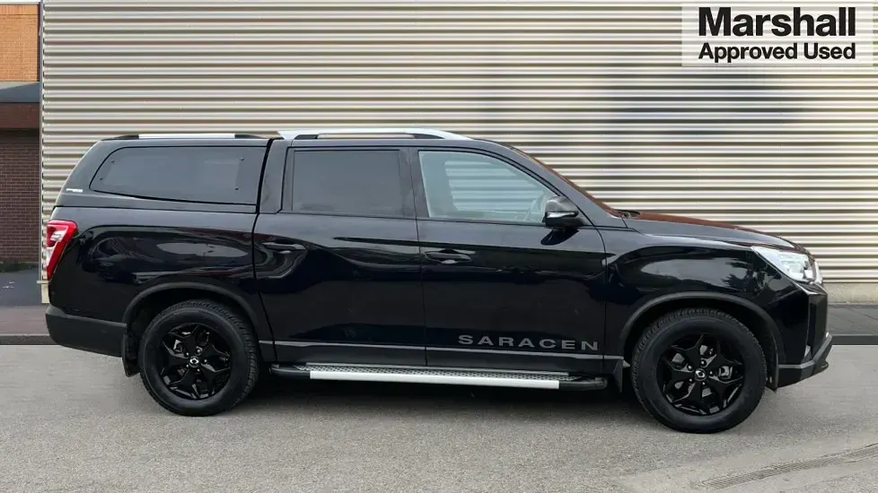 Usado SsangYong Musso 187 HP (137 kW) 2023 Preto Pickup