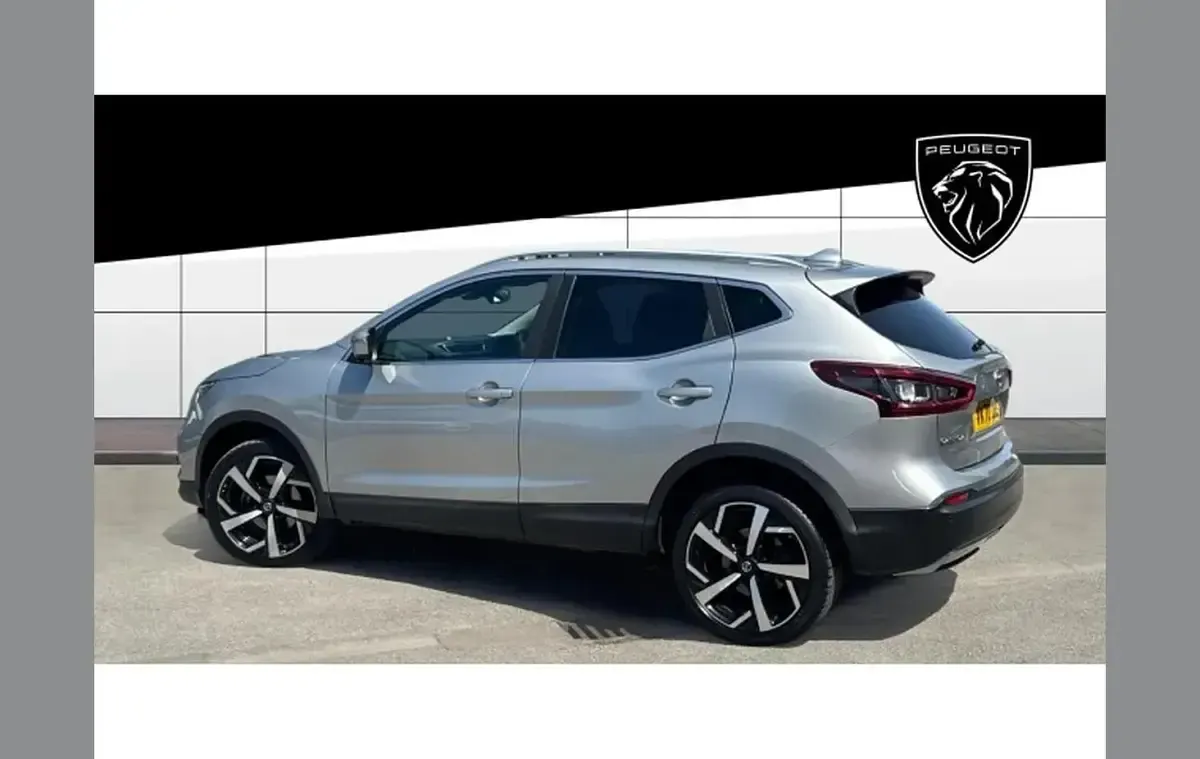 Used Nissan Qashqai Tekna 150 HP (110 kW) 2020 Silver SUV