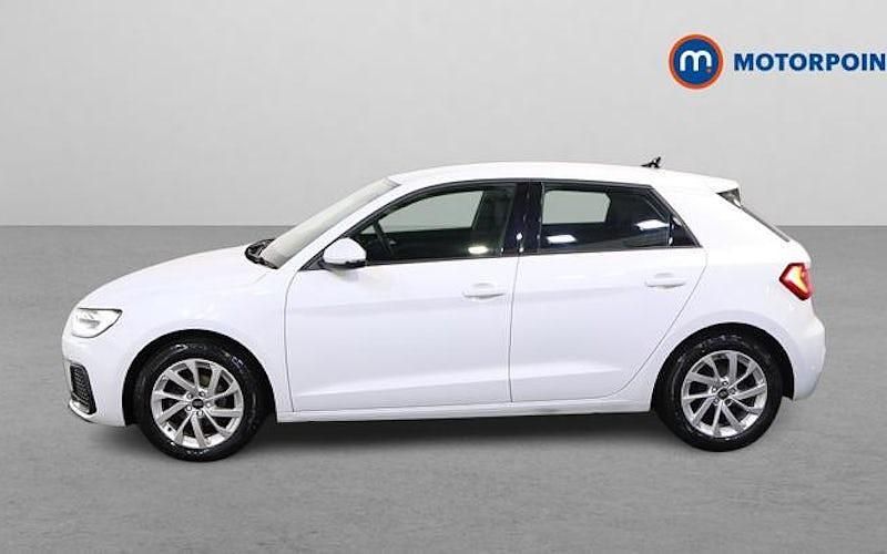 Used Audi A1 Sportback Sport 95 HP (69 kW) 2025 Hatchback