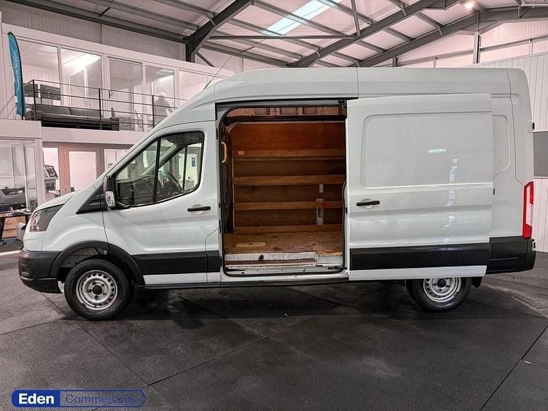 Second-hand Ford Transit 130 CP (95 kW) 2020 Alb Van
