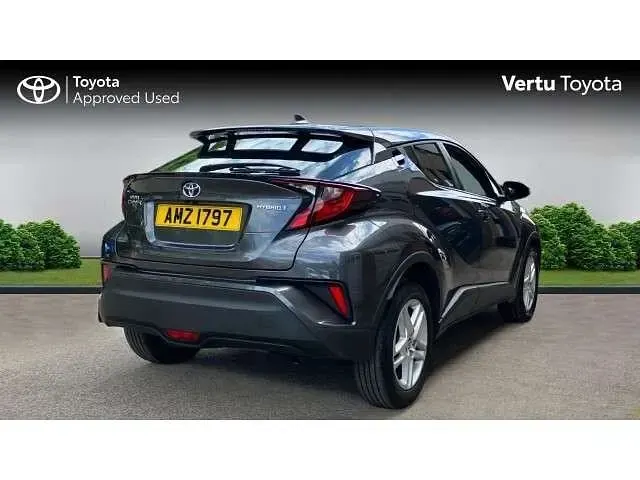 Używany Toyota C-HR 122 KM (89 kW) 2023 SUV