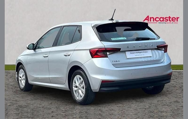 Used Skoda Fabia Comfort 108 HP (79 kW) 2022 Silver Hatchback