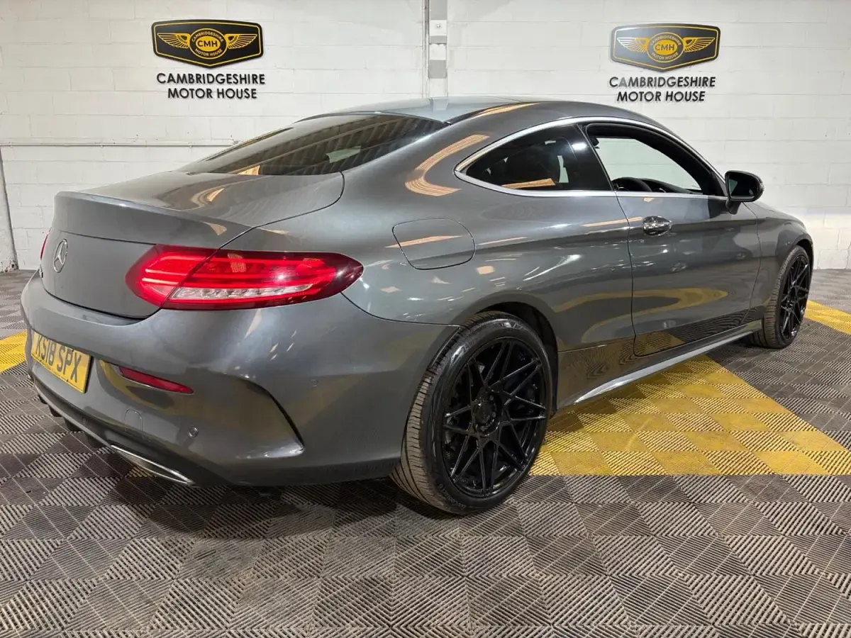 Used Mercedes C250 AMG Line Premium Plus 204 HP (150 kW) 2018 Grey Coupe