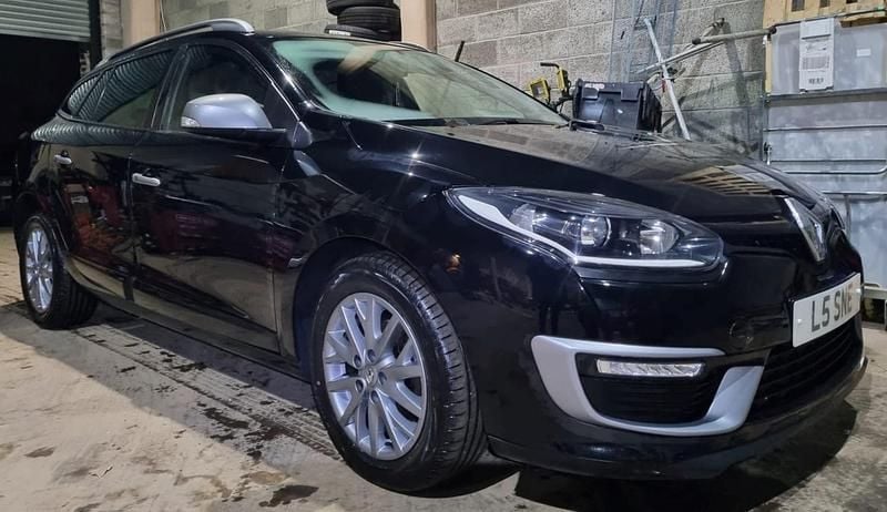 Black Used 2014 Renault Mégane GrandTour Estate | £3,990 (Fair price) - Image 1/2