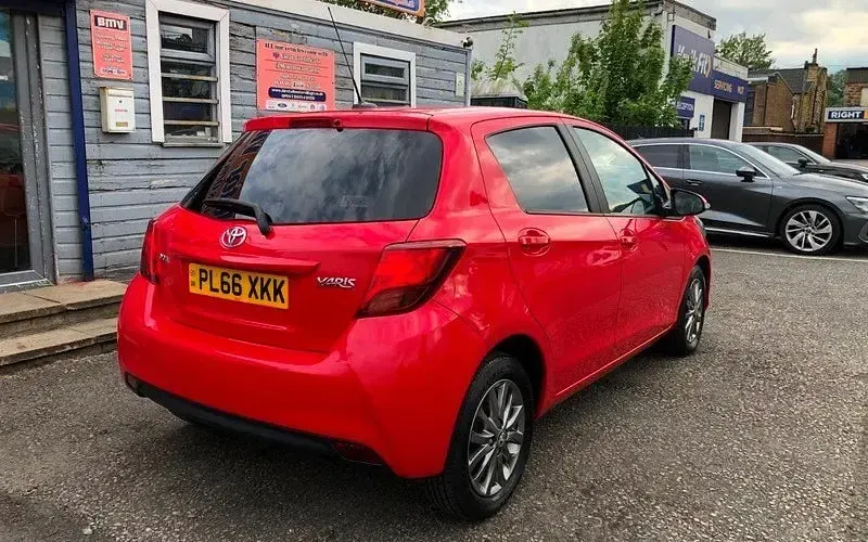 Używany Toyota Yaris 99 KM (72 kW) 2016 Hatchback