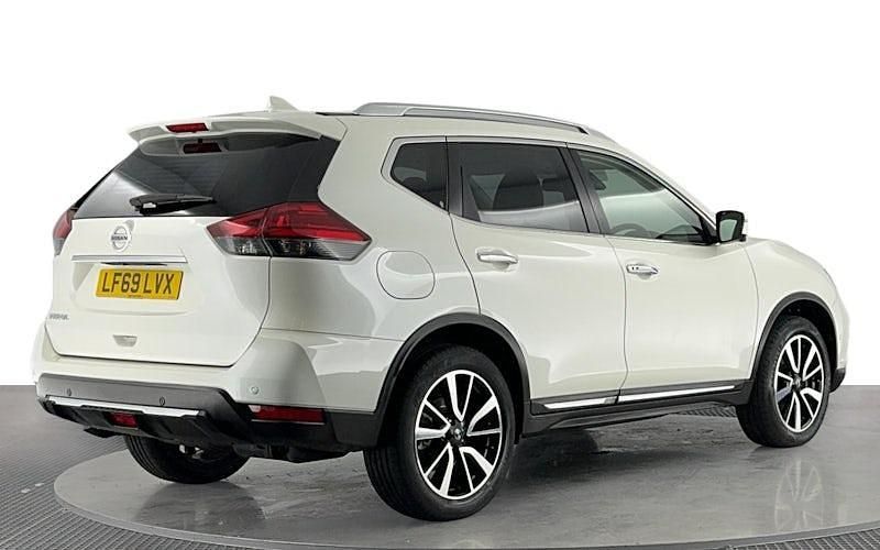 Used Nissan X-Trail Tekna 150 HP (110 kW) 2019 White SUV
