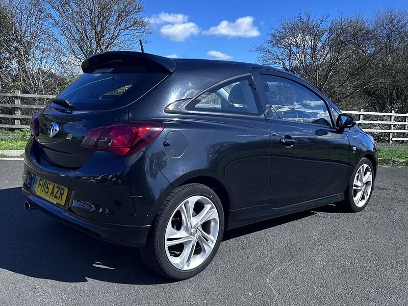 Second-hand Vauxhall Corsa SRi 70 CP (51 kW) 2015 Negru Hatchback