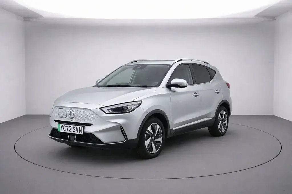 Usado MG ZS Trophy 114 kW (156 CV) 2022 Plateado SUV
