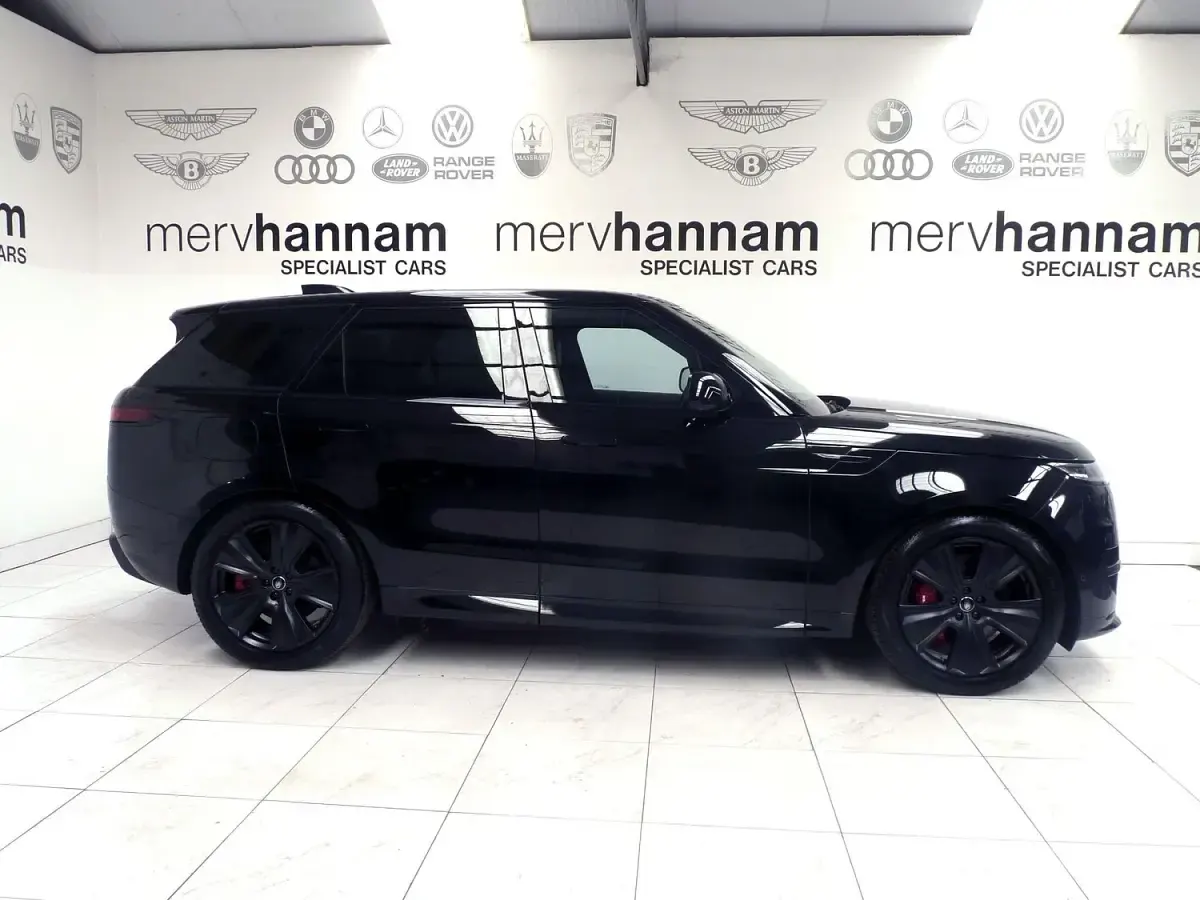 Used Land Rover Range Rover Sport SE Dynamic 433 HP (318 kW) 2023 Black SUV