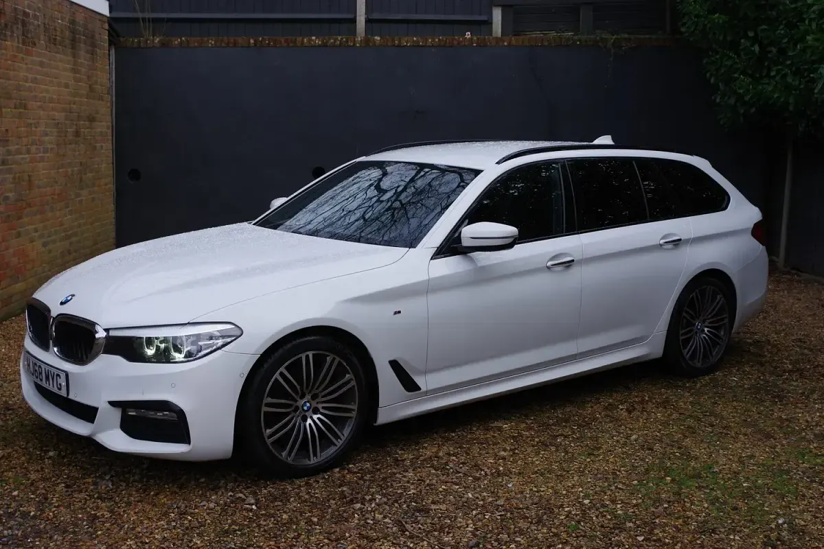 Used BMW 530 M Sport 265 HP (194 kW) 2018 White Estate