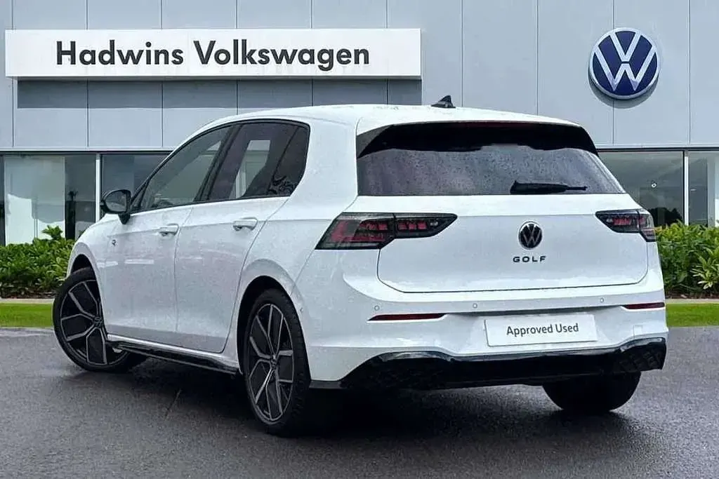 Used VW Golf VIII Black Edition 147 HP (108 kW) 2025 White Hatchback
