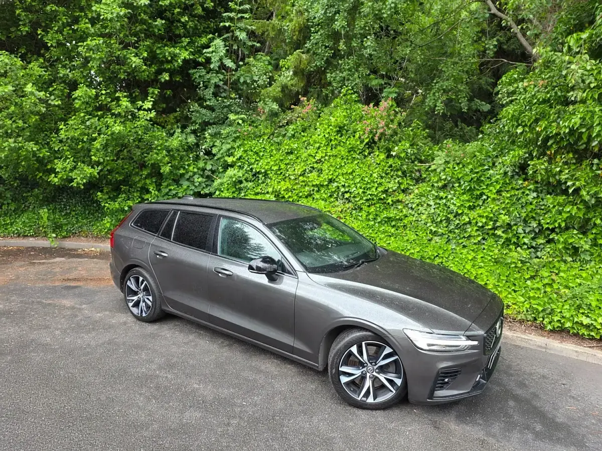 Used Volvo V60 R-Design 2022 Grey Estate
