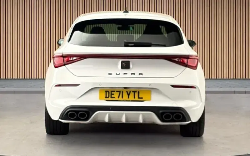 Used Cupra Leon VZ3 300 HP (220 kW) 2023 Hatchback
