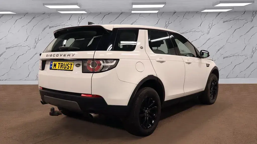 Gebraucht Land Rover Discovery Sport SE 180 PS (132 kW) 2017 Weiß SUV