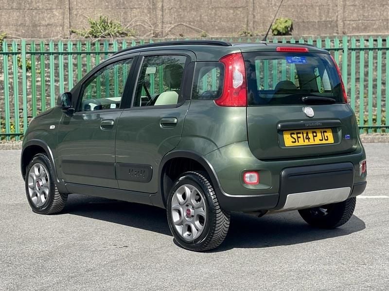 Used Fiat Panda 4x4 75 HP (55 kW) 2014 Green Hatchback