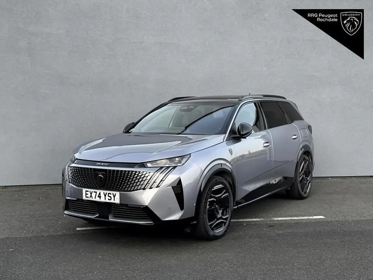 Usado Peugeot 5008 GTi 156 kW (213 HP) 2024 Cinzento SUV